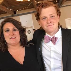 Meet your Posher, Mandy